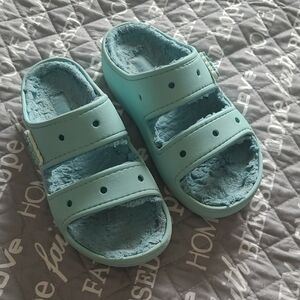 CROCS Women's Aqua Fuzzy Sandals - Spongy Comfortable Soles And Tops